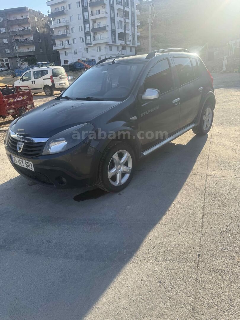 Sahibinden Dacia Sandero 1.5 dCi Stepway 2011 Model Mardin 327.000 km Siyah 4