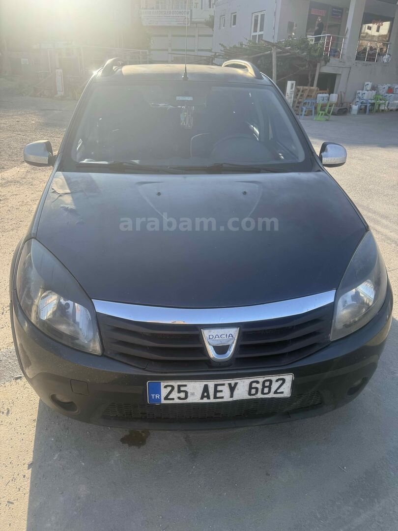Sahibinden Dacia Sandero 1.5 dCi Stepway 2011 Model Mardin 327.000 km Siyah 6