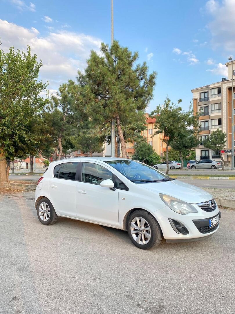 Sahibinden Opel Corsa 1.3 CDTI Active 2014 Model Isparta 107.000 km Beyaz 6