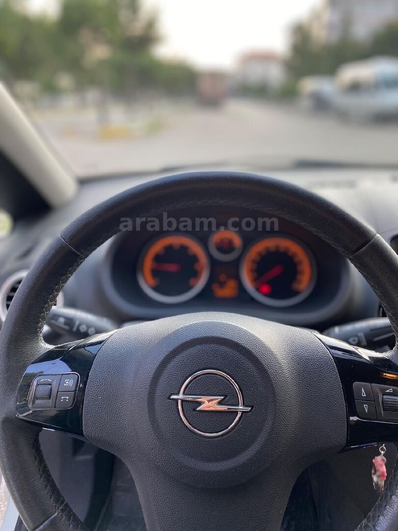 Sahibinden Opel Corsa 1.3 CDTI Active 2014 Model Isparta 107.000 km Beyaz 5