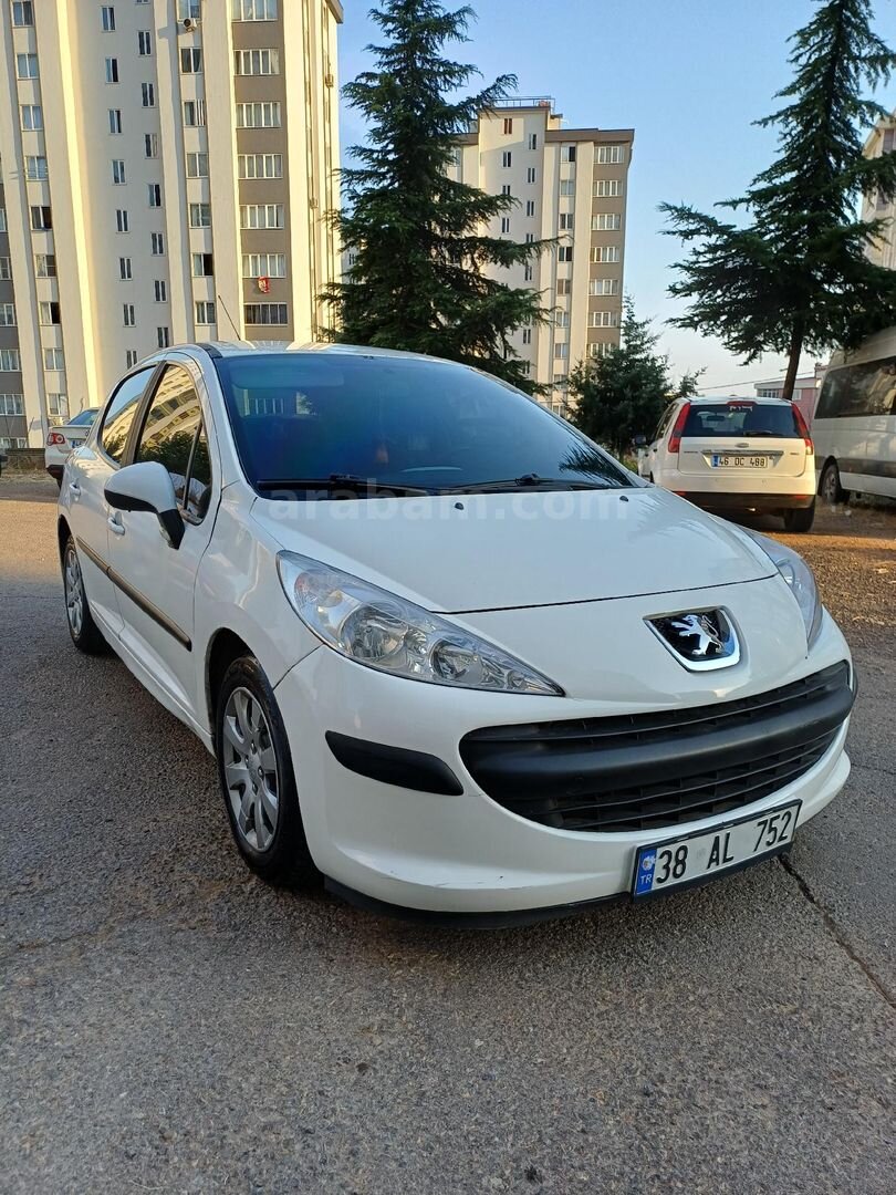 Sahibinden Peugeot 207 1.4 HDi Trendy 2008 Model Kahramanmaraş 220.000 km Beyaz 7