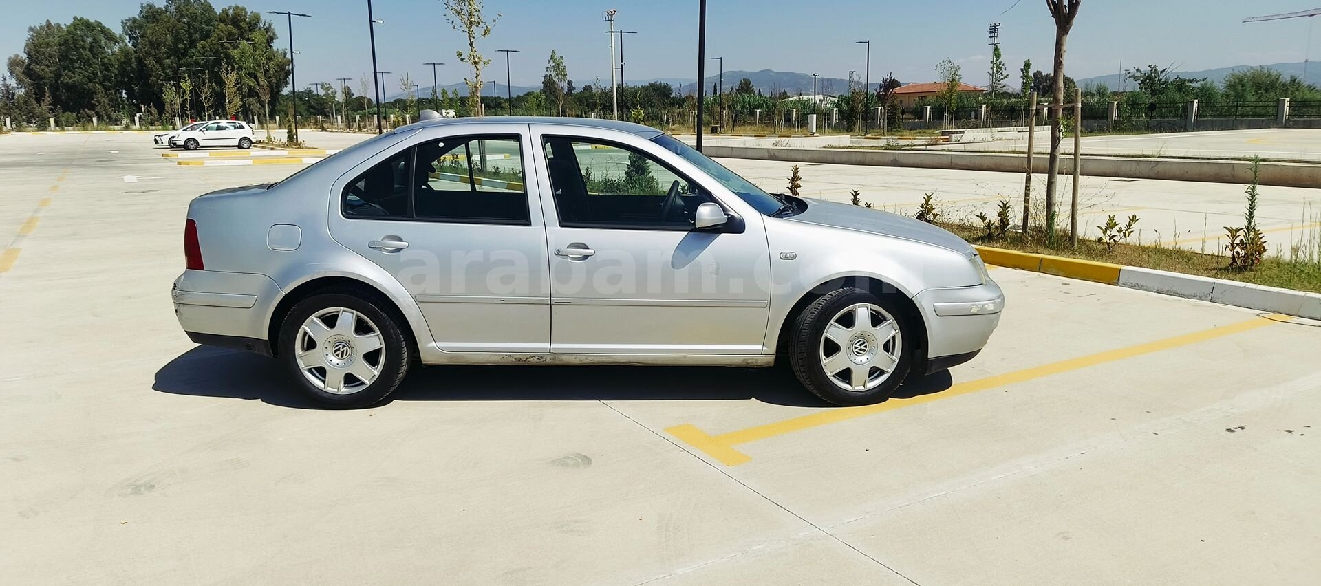 Sahibinden Volkswagen Bora 1.6 Comfortline 2000 Model Aydın 220.000 km Gri (Gümüş) 4