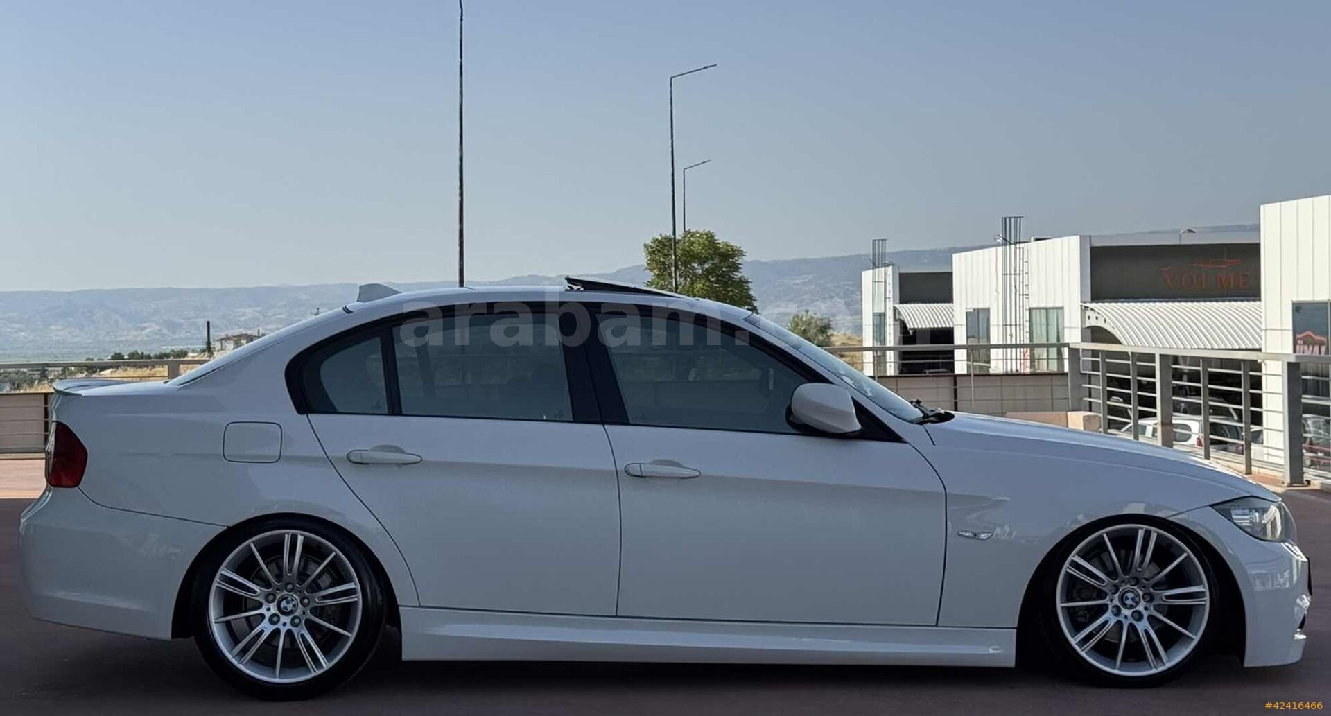 Galeriden BMW 3 Serisi 320d M Sport 2011 Model Denizli 250.000 km Beyaz 5