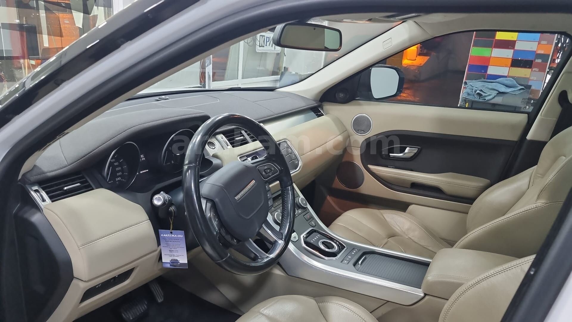 Sahibinden Land Rover Range Evoque 2.0 Si4 Prestige 2012 Model Zonguldak 98.000 km Beyaz 4