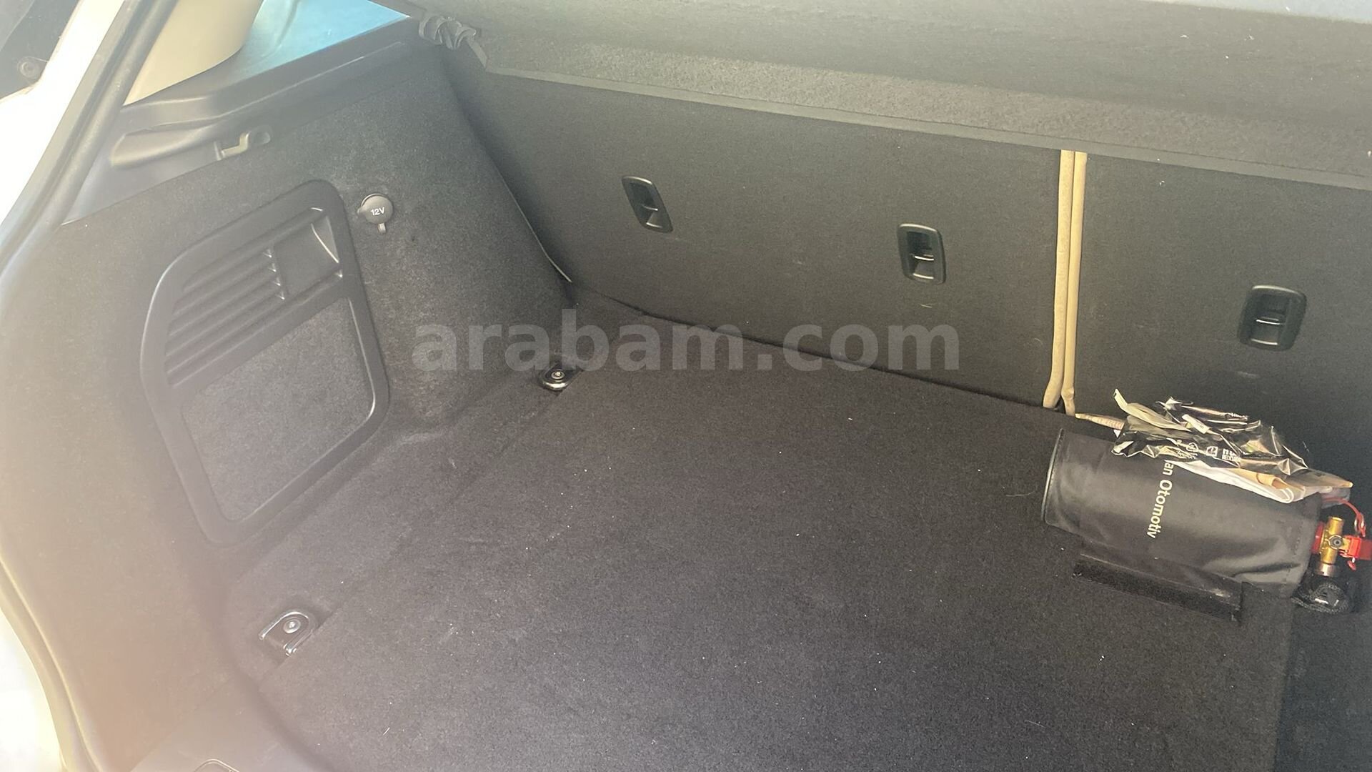 Sahibinden Land Rover Range Evoque 2.0 Si4 Prestige 2012 Model Zonguldak 98.000 km Beyaz 3