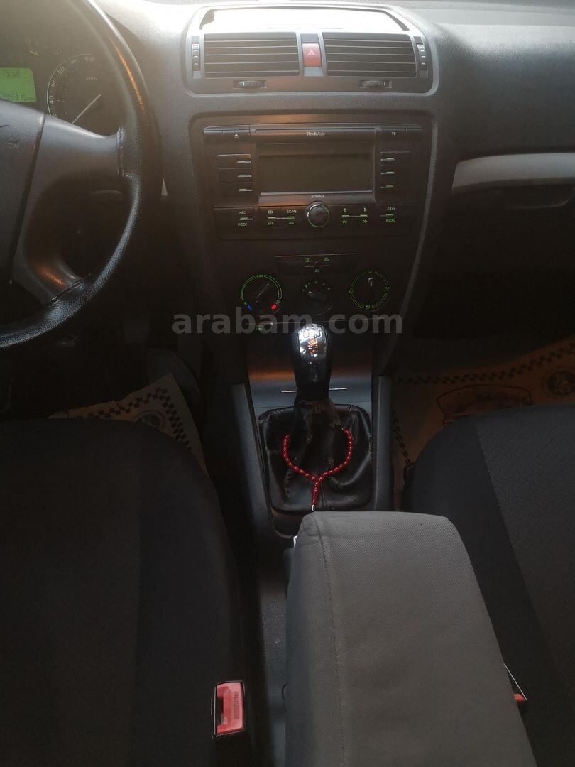 Sahibinden Skoda Octavia 1.6 Ambiente 2005 Model Konya 299.500 km Gri 5