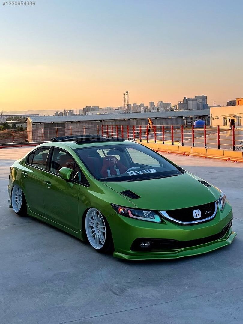 Galeriden Honda Civic 1.6i VTEC Eco Premium 2013 Model Ankara 180.000 km Yeşil 6
