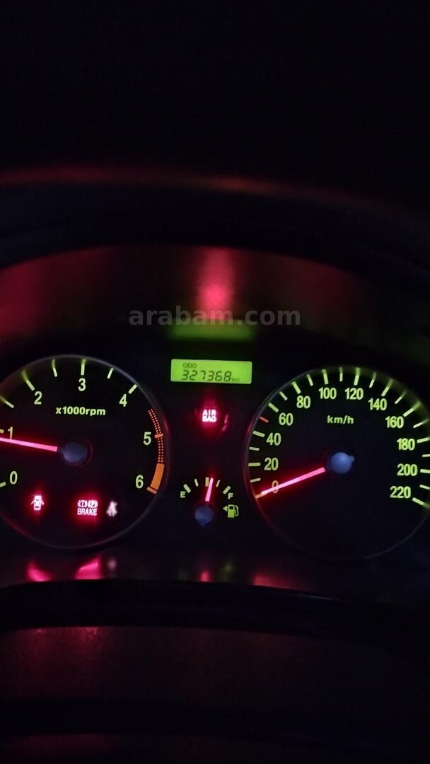 Sahibinden Hyundai Accent Era 1.5 CRDi-VGT Team 2008 Model Malatya 328.000 km Beyaz 4