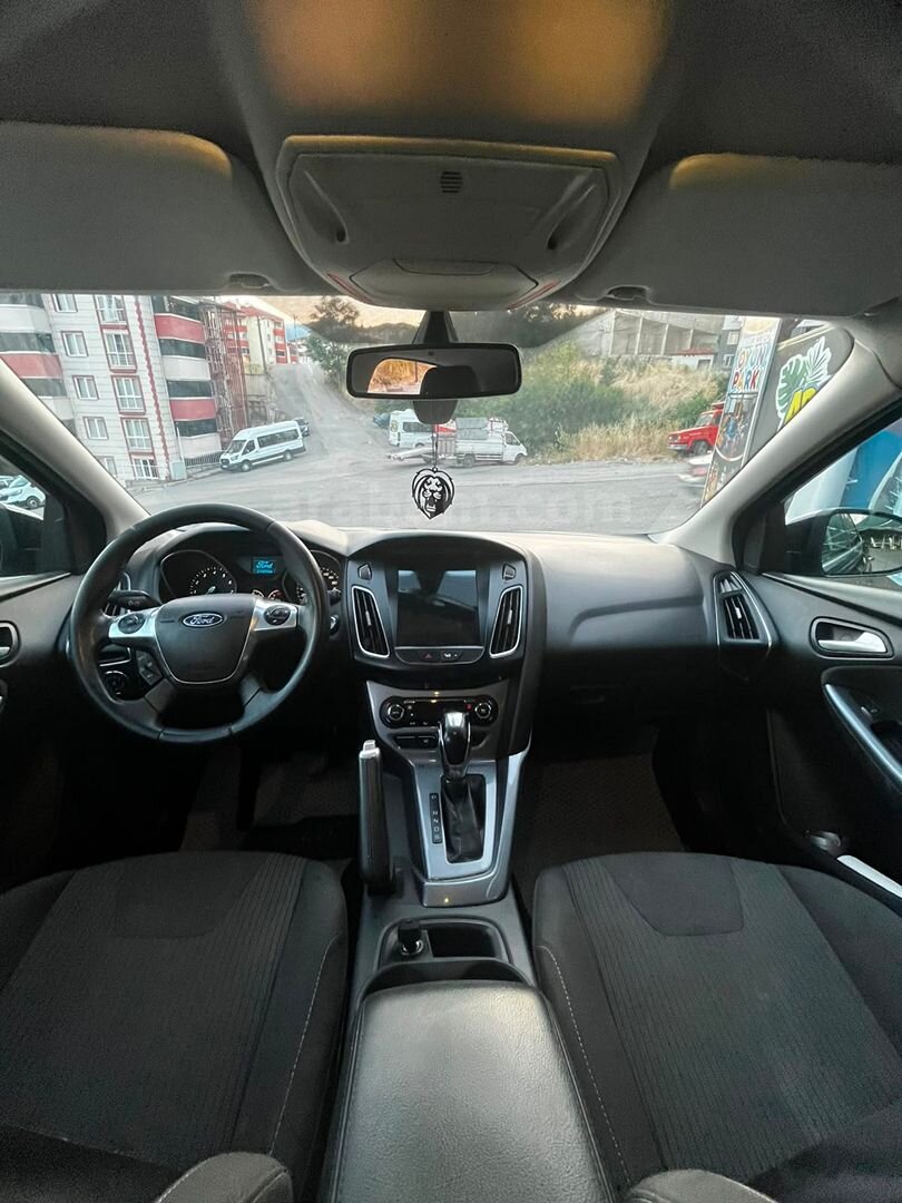 Sahibinden Ford Focus 1.6 Ti-VCT Titanium 2012 Model Karabük 172.000 km Siyah 3