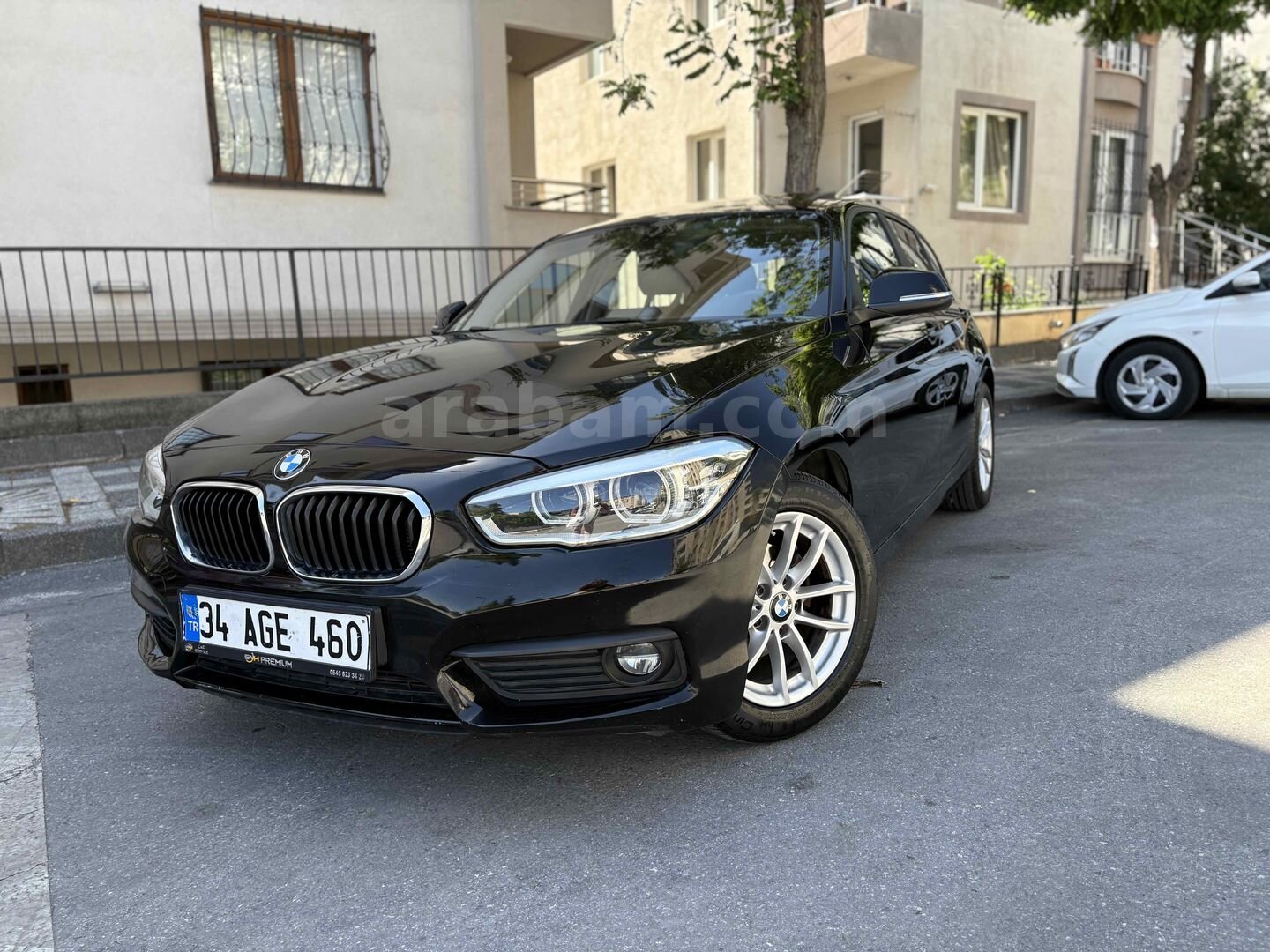 Galeriden BMW 1 Serisi 118i Joy Plus 2017 Model İstanbul 135.000 km Siyah 6