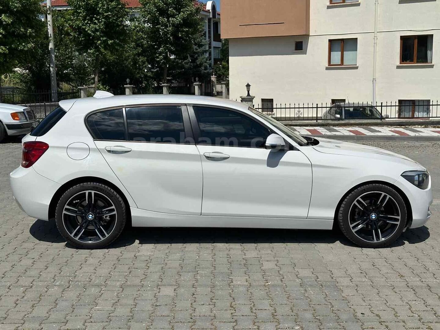 Sahibinden BMW 1 Serisi 116i Premium 2012 Model Bolu 163.000 km Beyaz 7