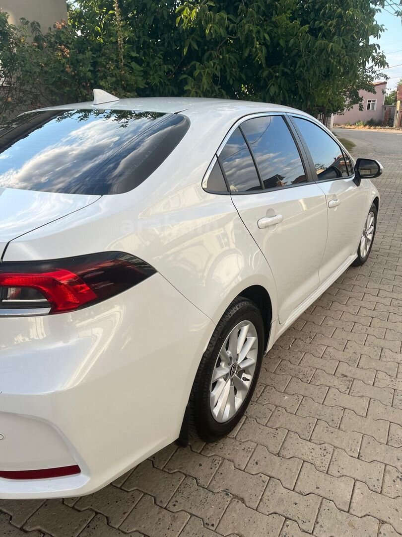 Sahibinden Toyota Corolla 1.5 Dream 2022 Model Tekirdağ 31.000 km Beyaz 4