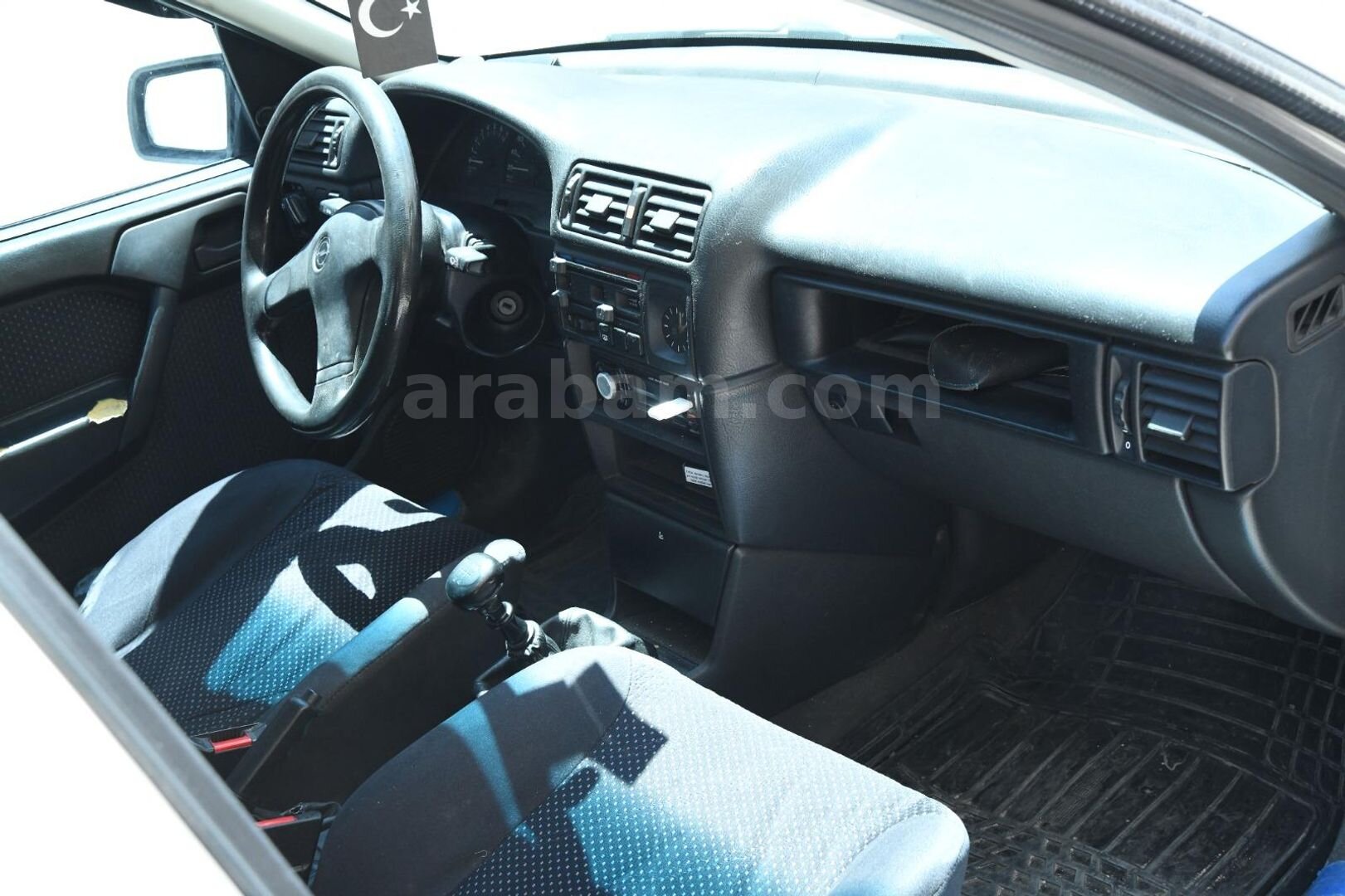 Sahibinden Opel Vectra 1.8 GL 1993 Model Ankara 216.000 km Beyaz 6