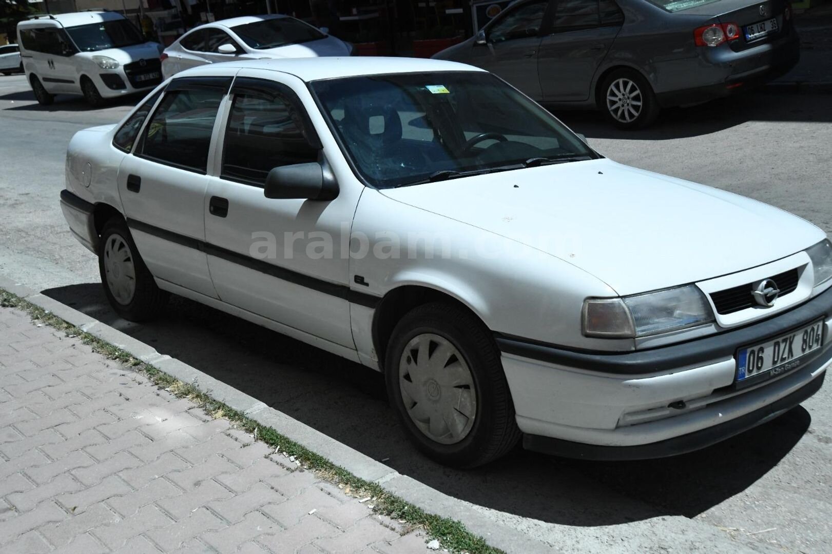 Sahibinden Opel Vectra 1.8 GL 1993 Model Ankara 216.000 km Beyaz 3