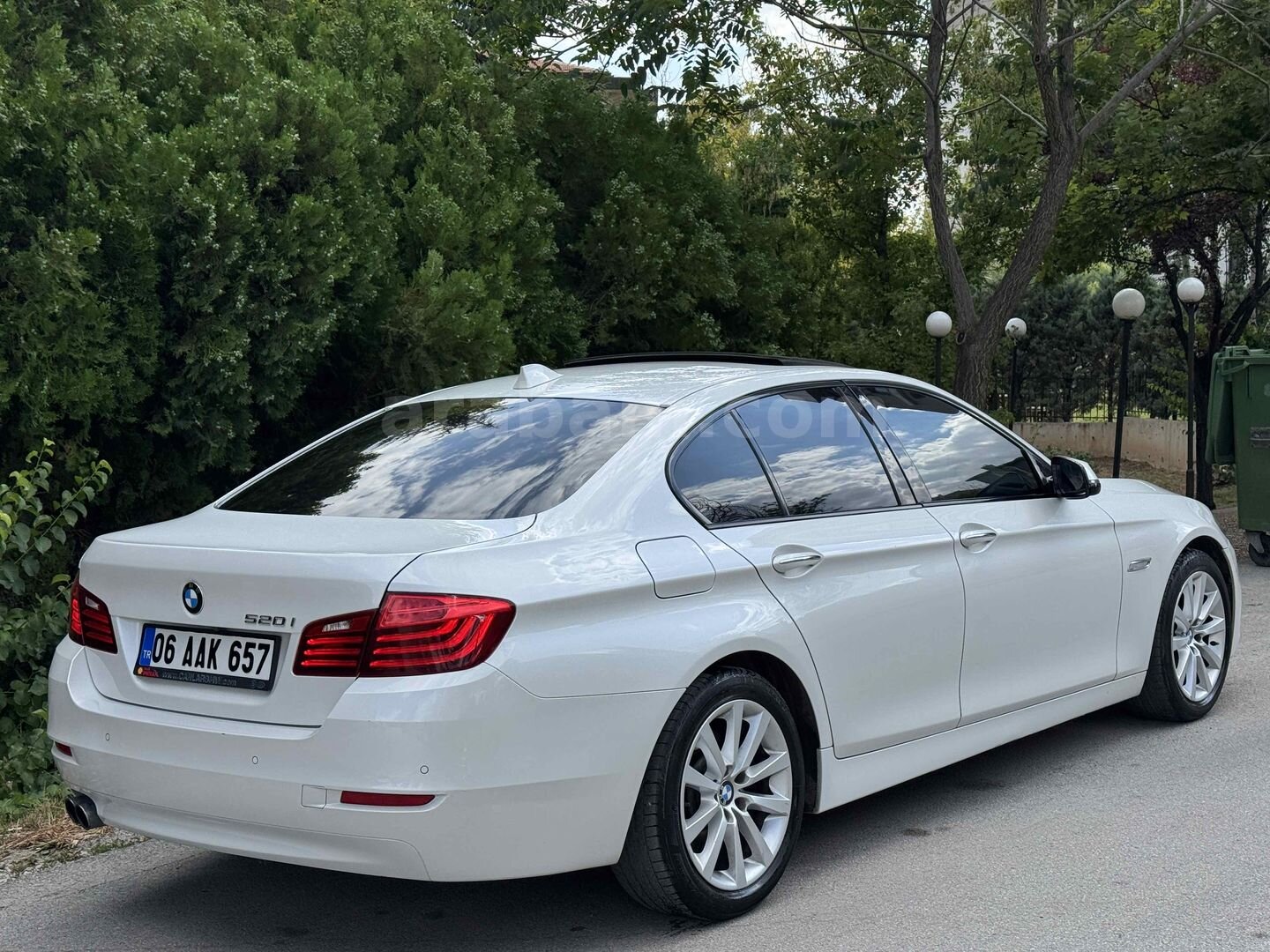 Galeriden BMW 5 Serisi 520i Executive Plus 2016 Model Ankara 193.000 km Beyaz 6