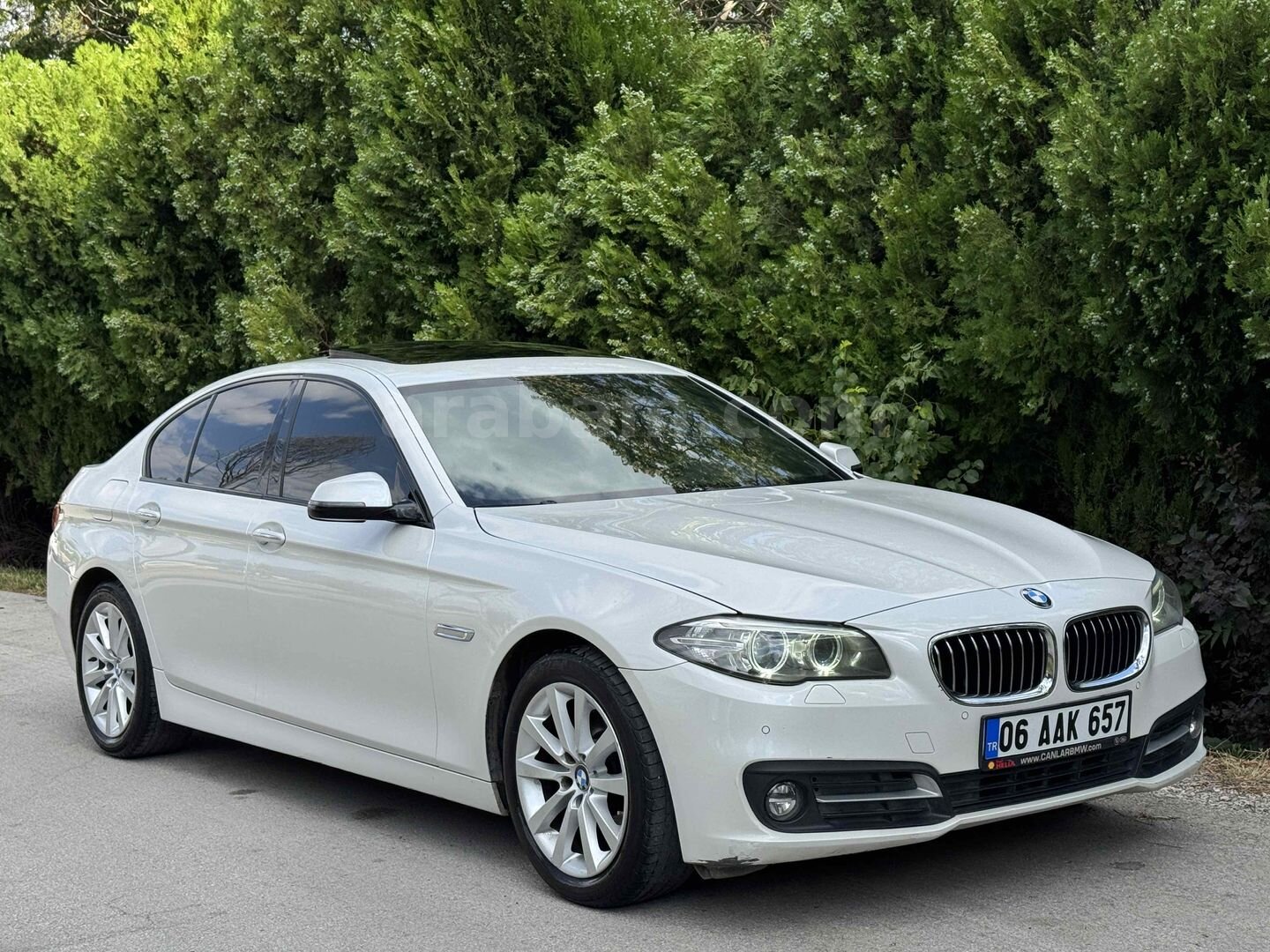 Galeriden BMW 5 Serisi 520i Executive Plus 2016 Model Ankara 193.000 km Beyaz 4