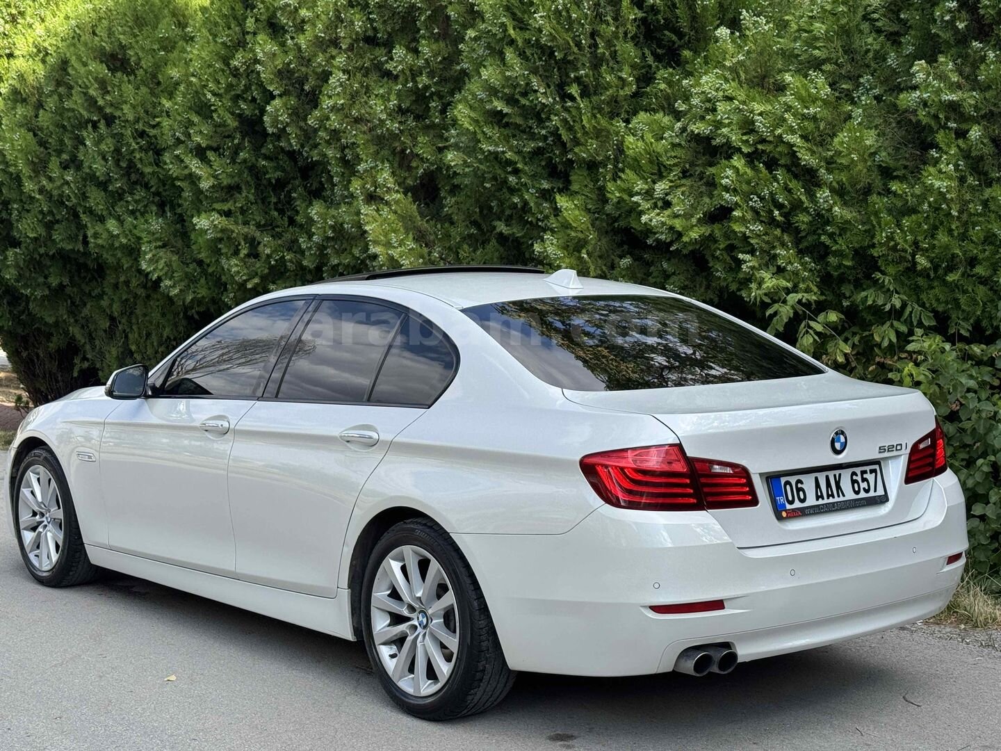 Galeriden BMW 5 Serisi 520i Executive Plus 2016 Model Ankara 193.000 km Beyaz 2