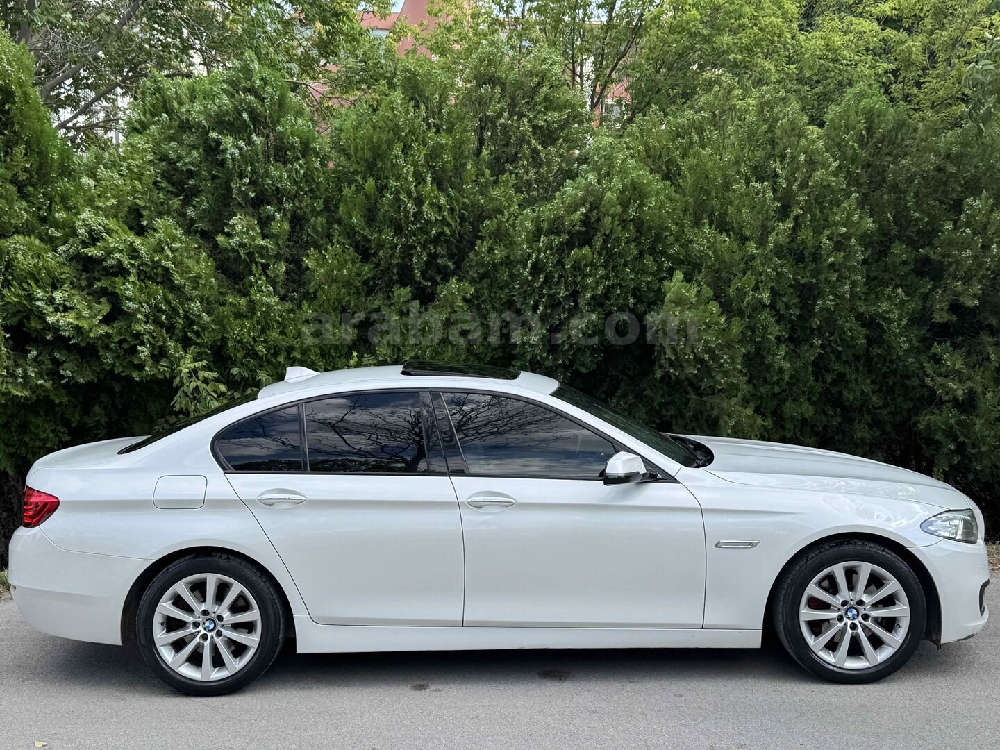 Galeriden BMW 5 Serisi 520i Executive Plus 2016 Model Ankara 193.000 km Beyaz 5