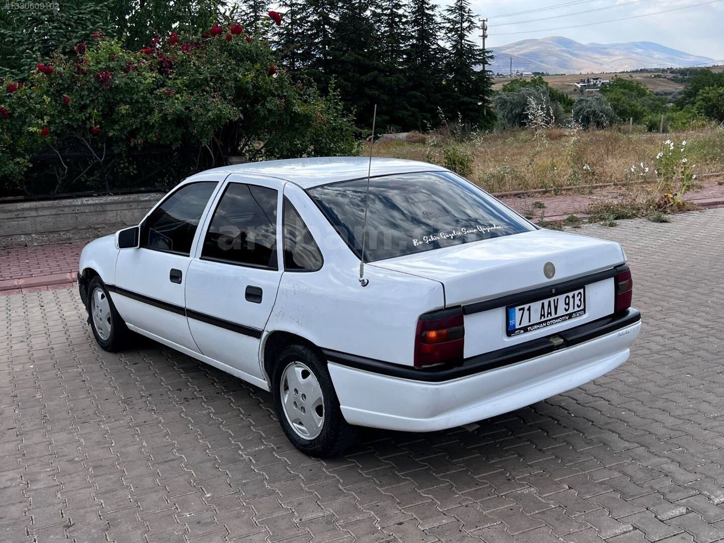 Galeriden Opel Vectra 2.0 GLS 1995 Model Kırşehir 295.000 km Beyaz 3