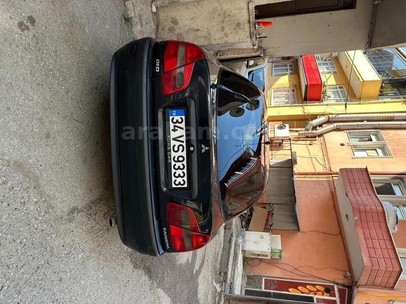 Galeriden Mitsubishi Carisma 1.9 DI-D Comfort 2004 Model Kocaeli 370.000 km Füme