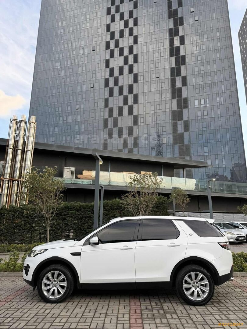 Galeriden Land Rover Discovery Sport 2.0 TD4 HSE Luxury 2015 Model İstanbul 210.000 km Beyaz 7