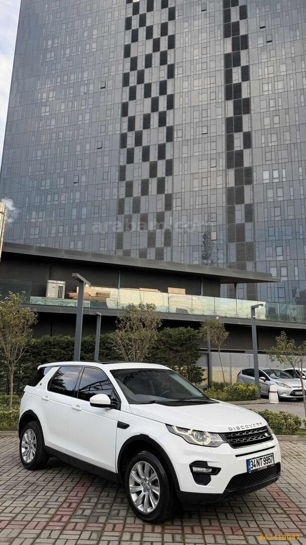 Galeriden Land Rover Discovery Sport 2.0 TD4 HSE Luxury 2015 Model İstanbul 210.000 km Beyaz 2