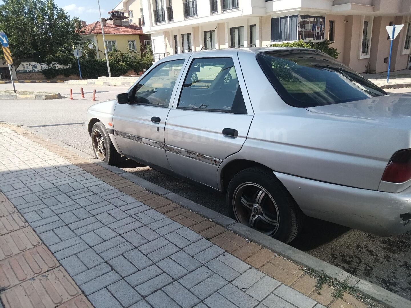 Sahibinden Ford Escort 1.6 CL 1997 Model Çankırı 50.000 km Gri 4
