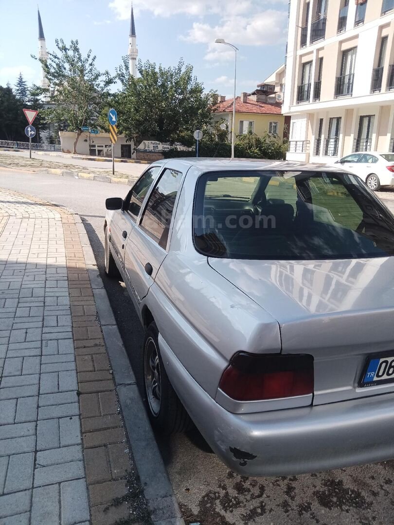 Sahibinden Ford Escort 1.6 CL 1997 Model Çankırı 50.000 km Gri 6