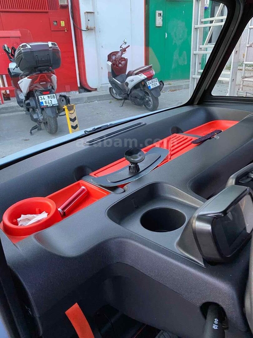 Sahibinden Citroen AMİ My Ami Pop 2023 Model İstanbul 8.600 km Mavi 6