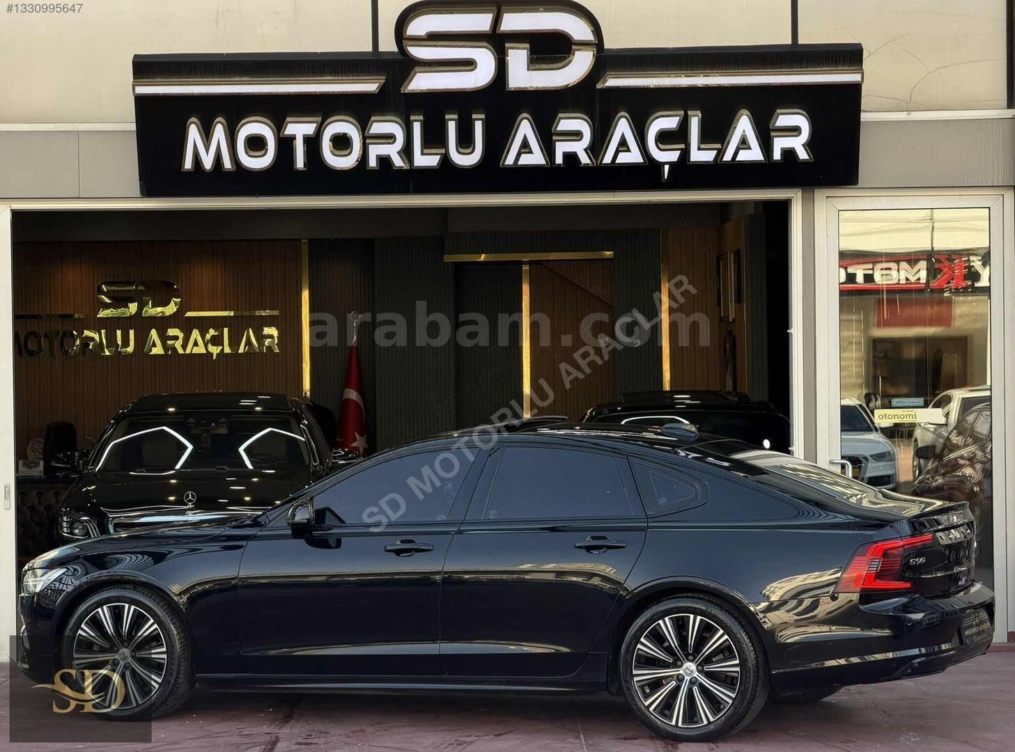 Galeriden Volvo S90 2.0 D B5 Plus Dark 2022 Model Ankara 129.000 km Siyah 4