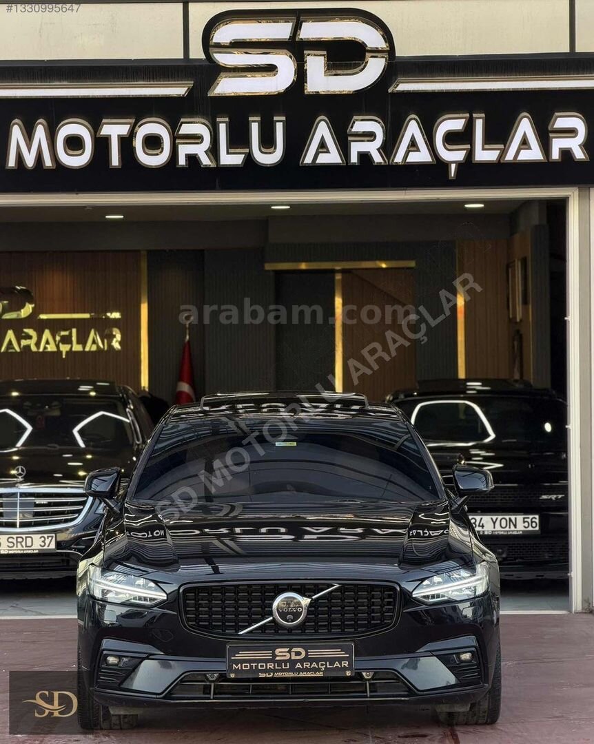 Galeriden Volvo S90 2.0 D B5 Plus Dark 2022 Model Ankara 129.000 km Siyah 3