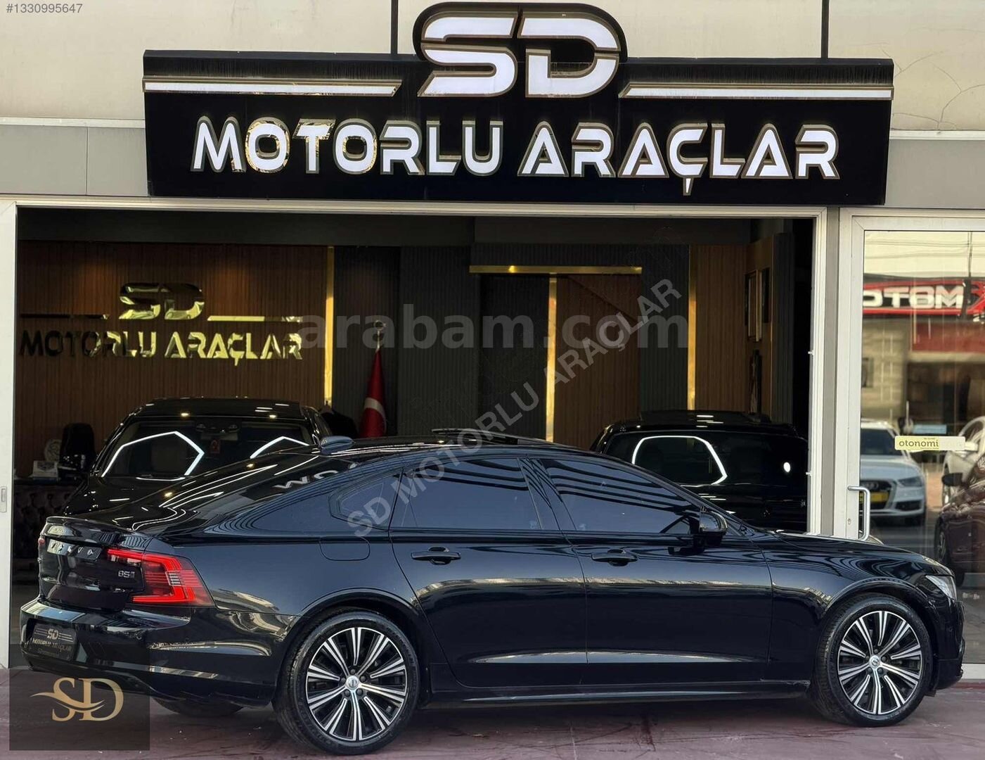 Galeriden Volvo S90 2.0 D B5 Plus Dark 2022 Model Ankara 129.000 km Siyah 5
