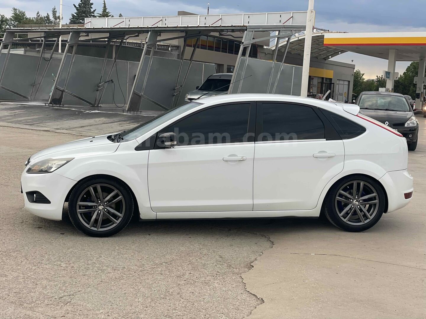 Sahibinden Ford Focus 1.6 TDCi Titanium 2011 Model Van 284.000 km Beyaz 5