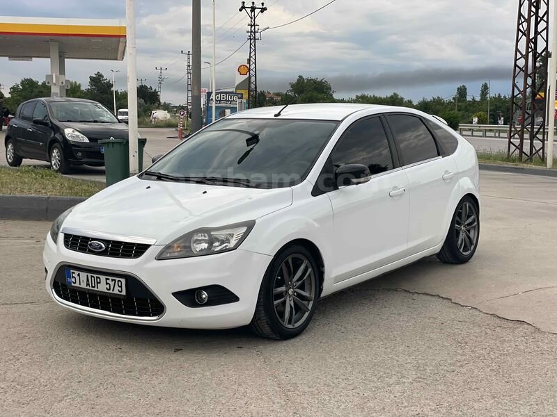 Sahibinden Ford Focus 1.6 TDCi Titanium 2011 Model Van 284.000 km Beyaz