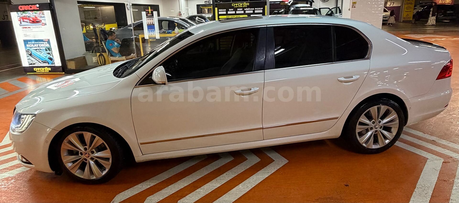Sahibinden Skoda SuperB 1.6 TDI Elegance 2014 Model İstanbul 145.000 km Beyaz 7