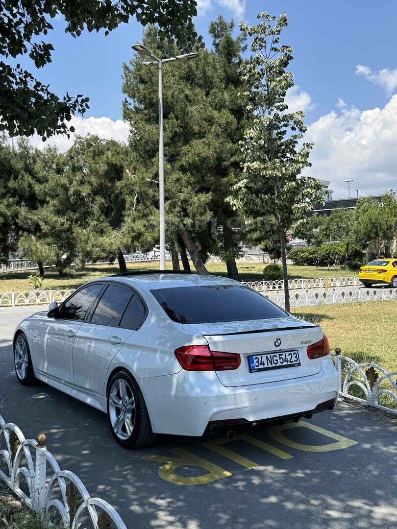 Sahibinden BMW 3 Serisi 320i ED Sport Line 2015 Model İstanbul 193.000 km Beyaz 4