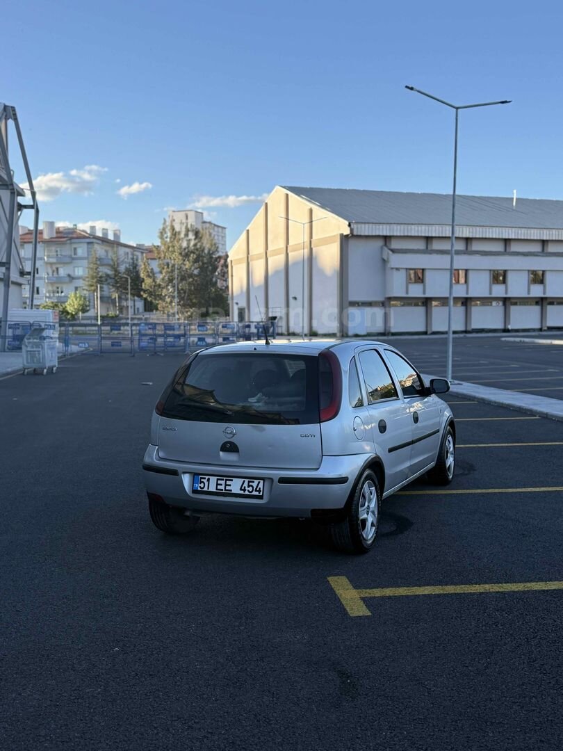 Sahibinden Opel Corsa 1.3 CDTI Essentia 2006 Model Niğde 330.000 km Gri (Gümüş) 6