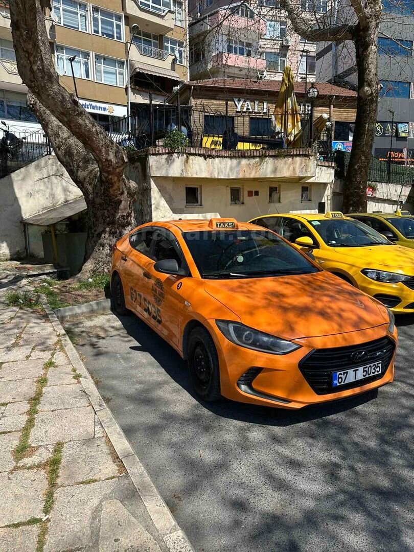 Sahibinden Hyundai Elantra 1.6 D-CVVT Style 2017 Model Zonguldak 520.000 km Sarı 2
