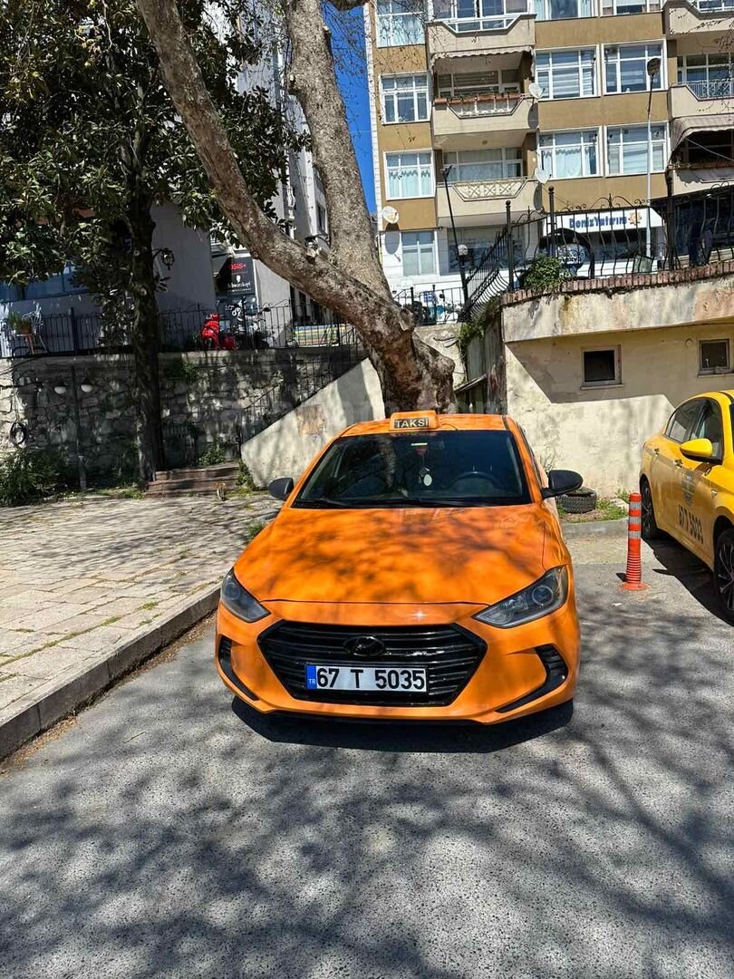 Sahibinden Hyundai Elantra 1.6 D-CVVT Style 2017 Model Zonguldak 520.000 km Sarı 3