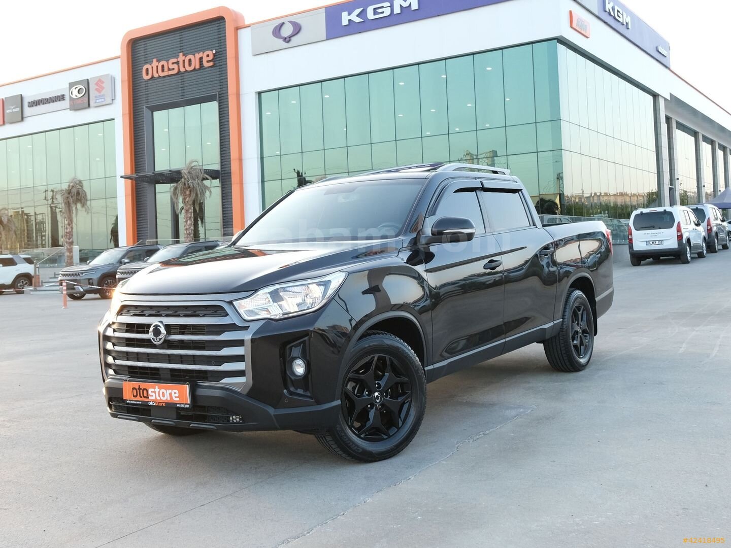 Galeriden KGM SsangYong Musso Grand 2.2 D Platinum Plus 2023 Model Diyarbakır 23.339 km Siyah 1