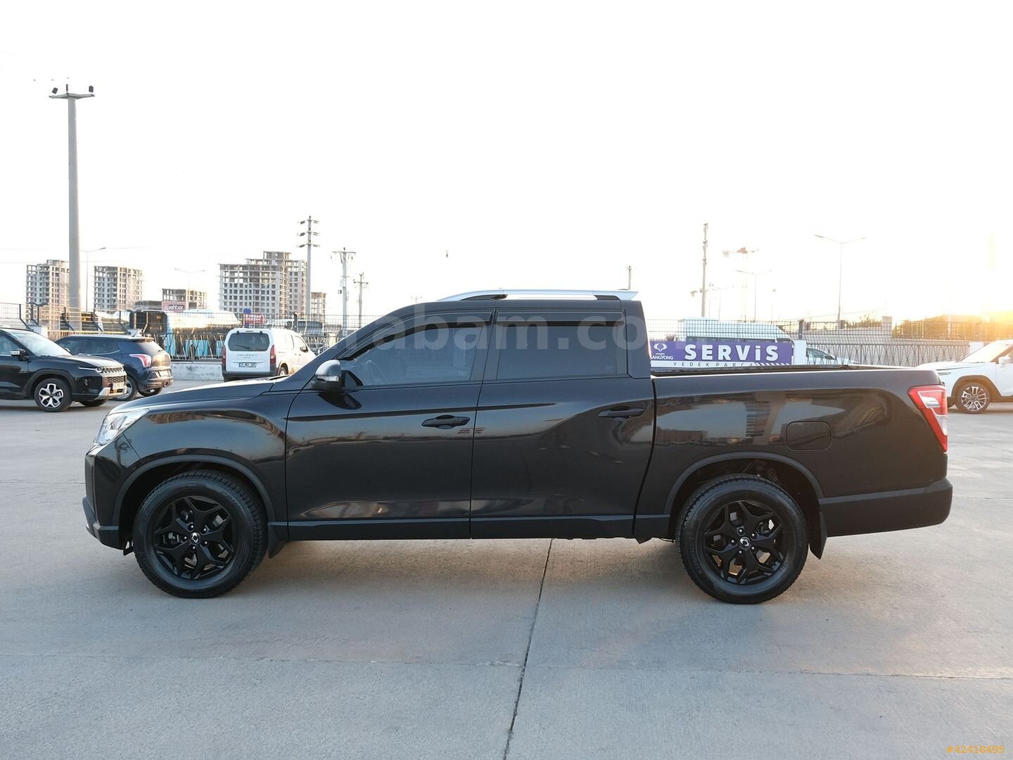 Galeriden KGM SsangYong Musso Grand 2.2 D Platinum Plus 2023 Model Diyarbakır 23.339 km Siyah 5