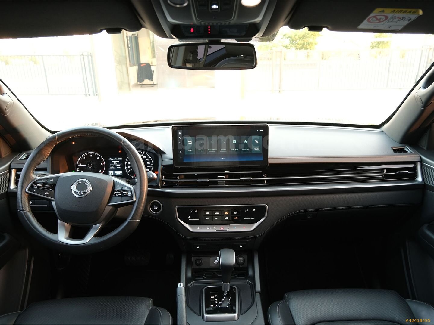 Galeriden KGM SsangYong Musso Grand 2.2 D Platinum Plus 2023 Model Diyarbakır 23.339 km Siyah 6