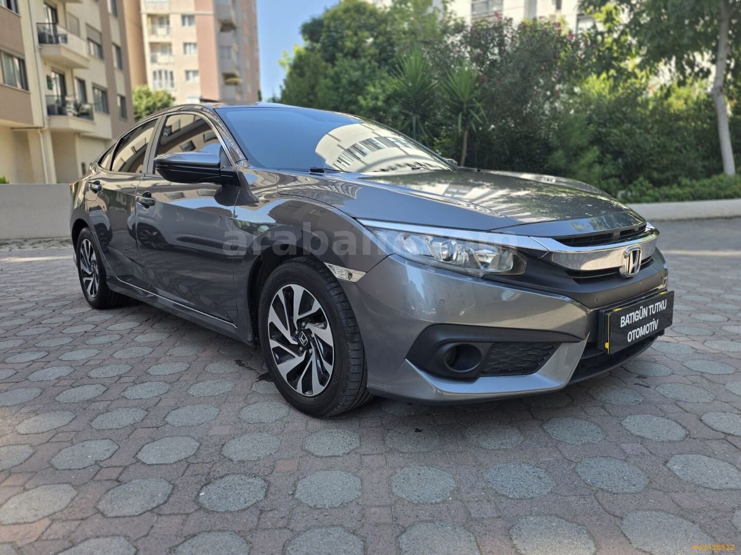 Galeriden Honda Civic 1.6i DTEC Elegance 2018 Model İstanbul 140.000 km Füme 5