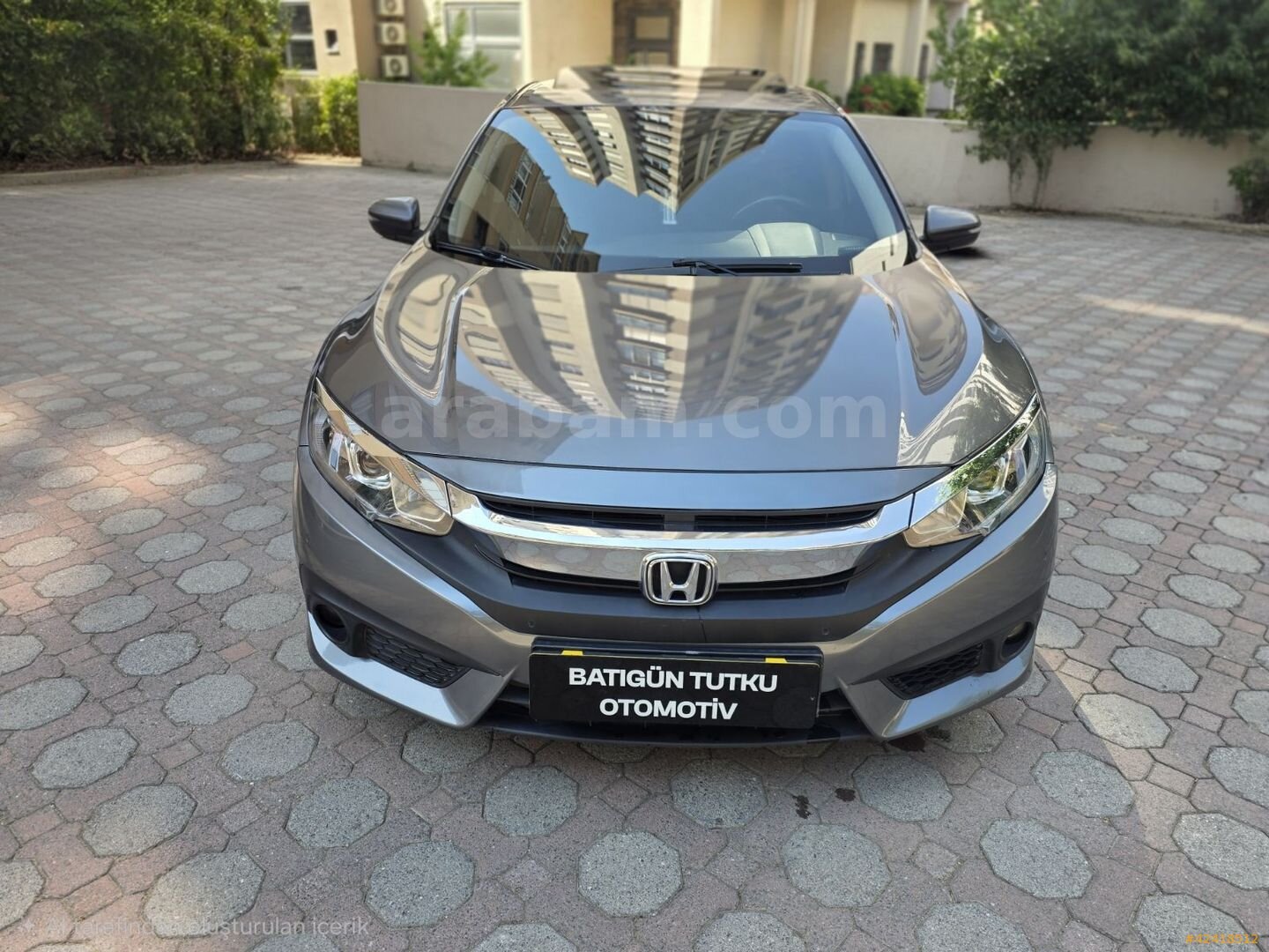 Galeriden Honda Civic 1.6i DTEC Elegance 2018 Model İstanbul 140.000 km Füme 2