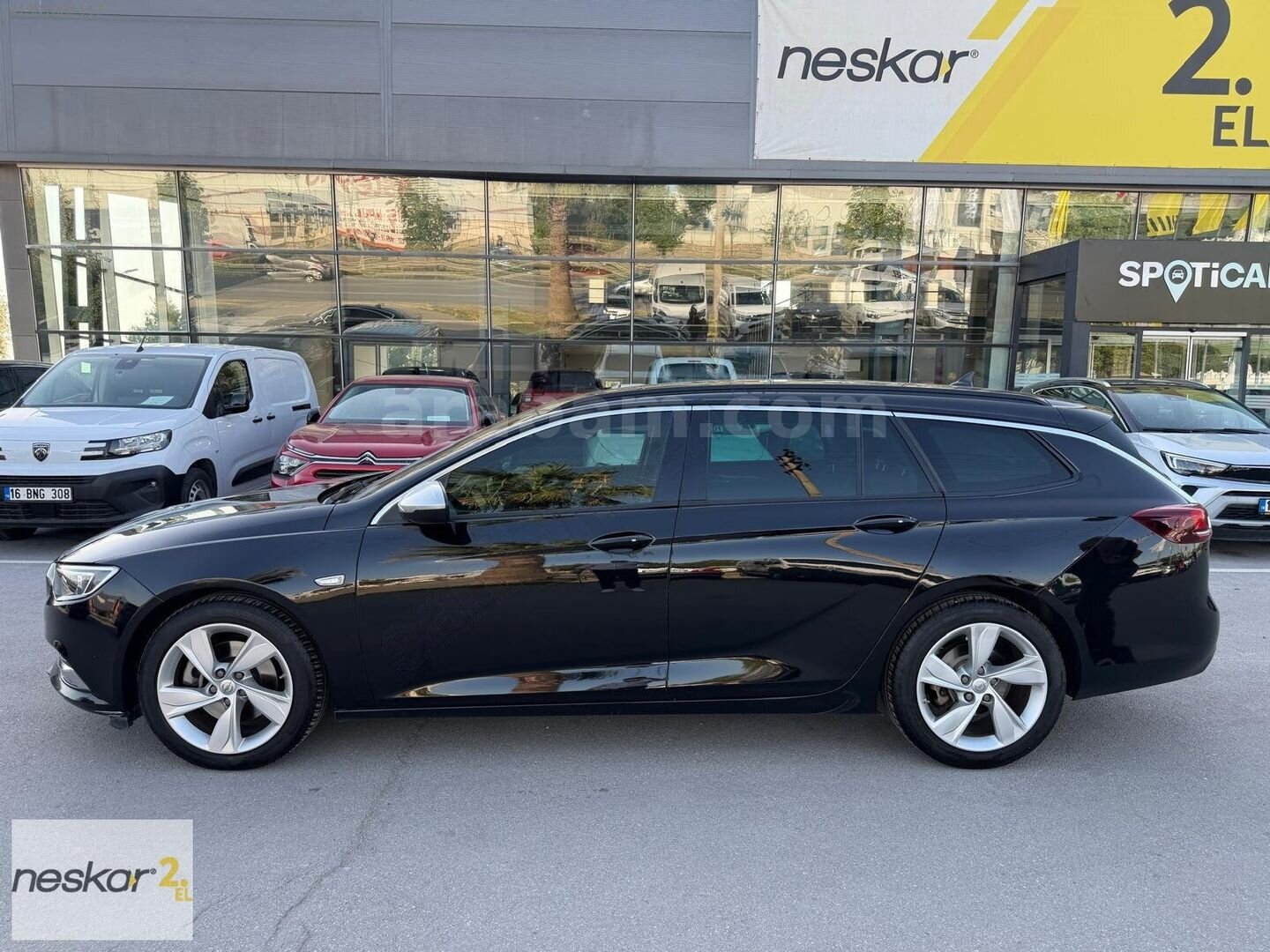 Galeriden Opel Insignia 1.5 T Sports Tourer Enjoy 2017 Model Bursa 174.400 km Siyah 4