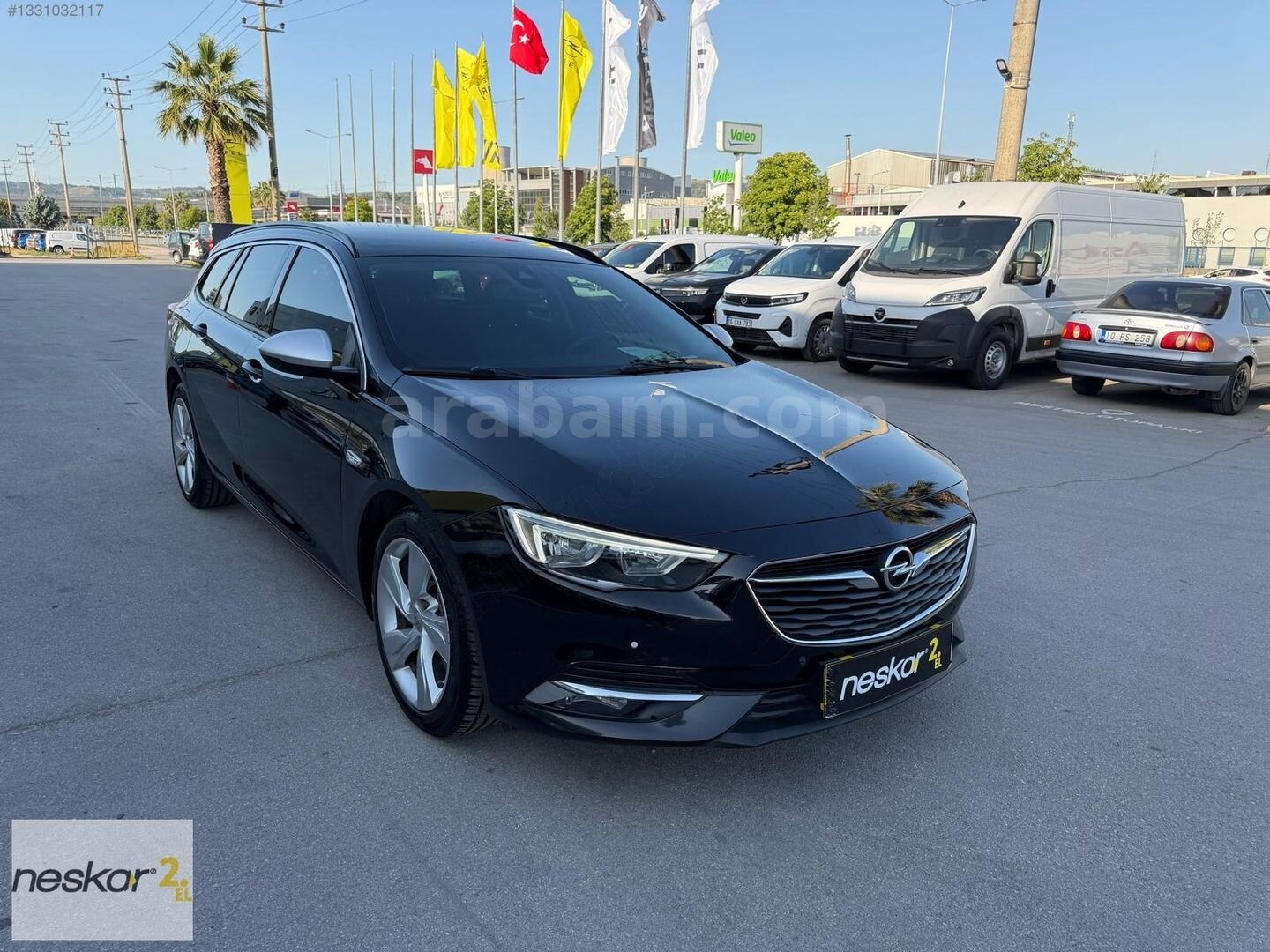 Galeriden Opel Insignia 1.5 T Sports Tourer Enjoy 2017 Model Bursa 174.400 km Siyah 3