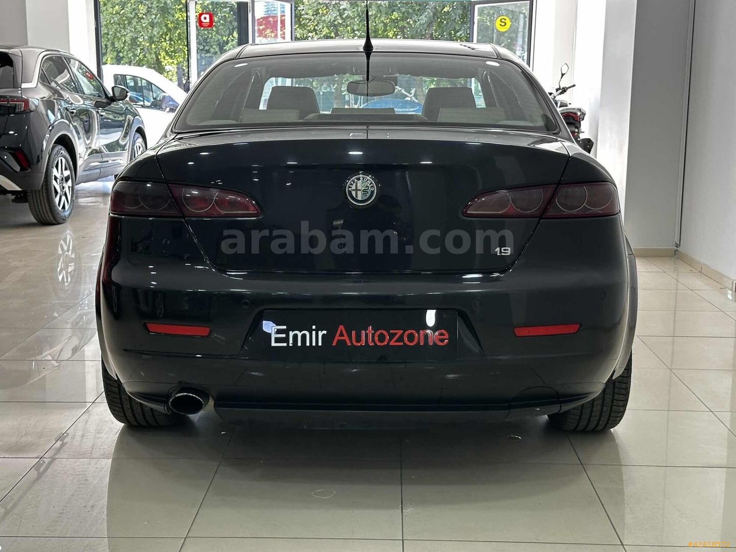 Galeriden Alfa Romeo 159 1.9 JTD Distinctive 2008 Model İstanbul 354.447 km Siyah 5