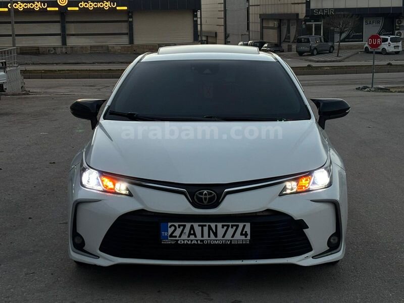 Sahibinden Toyota Corolla 1.6 Flame X Pack 2019 Model Gaziantep 245.000 km Beyaz