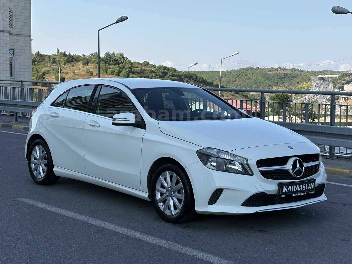 Galeriden Mercedes - Benz A 180 d Style 2015 Model İstanbul 59.000 km Beyaz 5