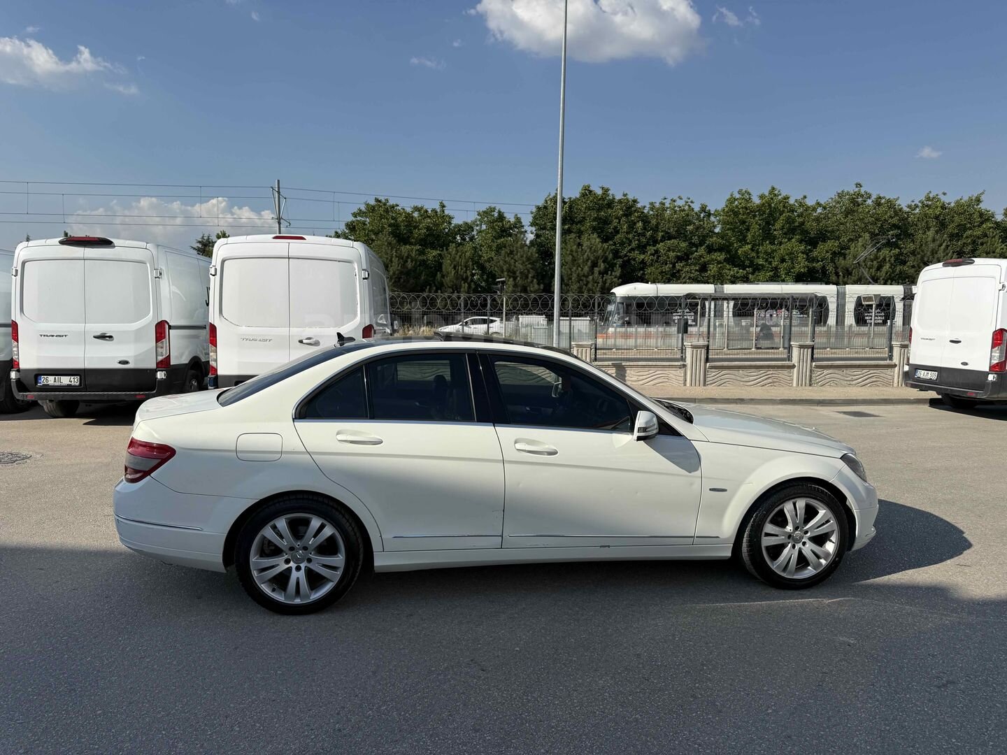Sahibinden Mercedes - Benz C 180 Kompressor BlueEfficiency Fascination 2011 Model Eskişehir 352.000 km Beyaz 7
